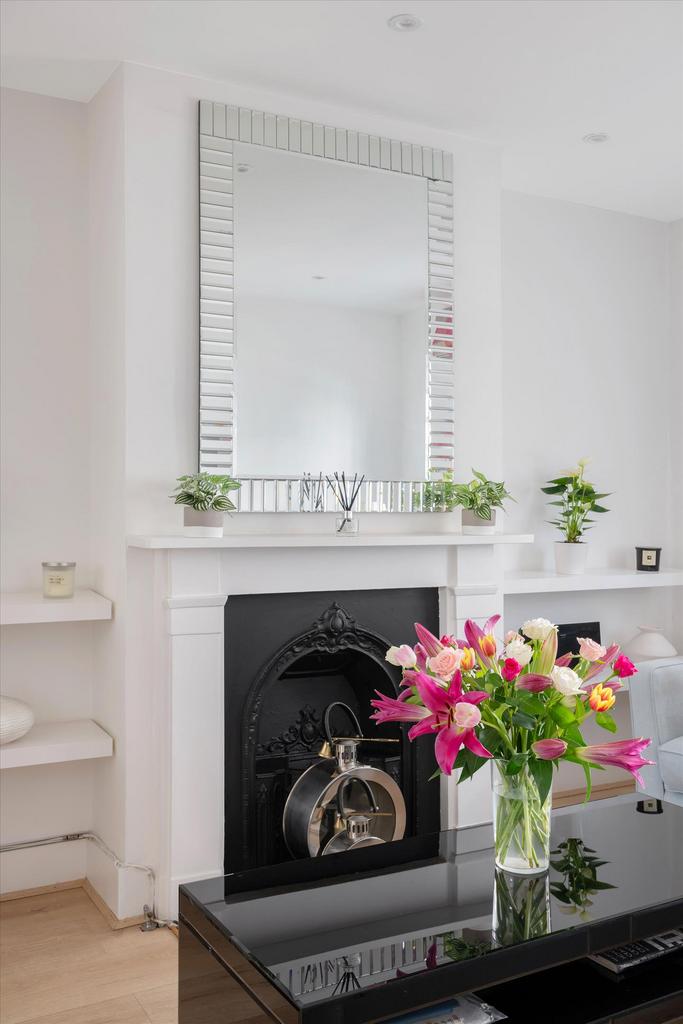 Living room, fireplace