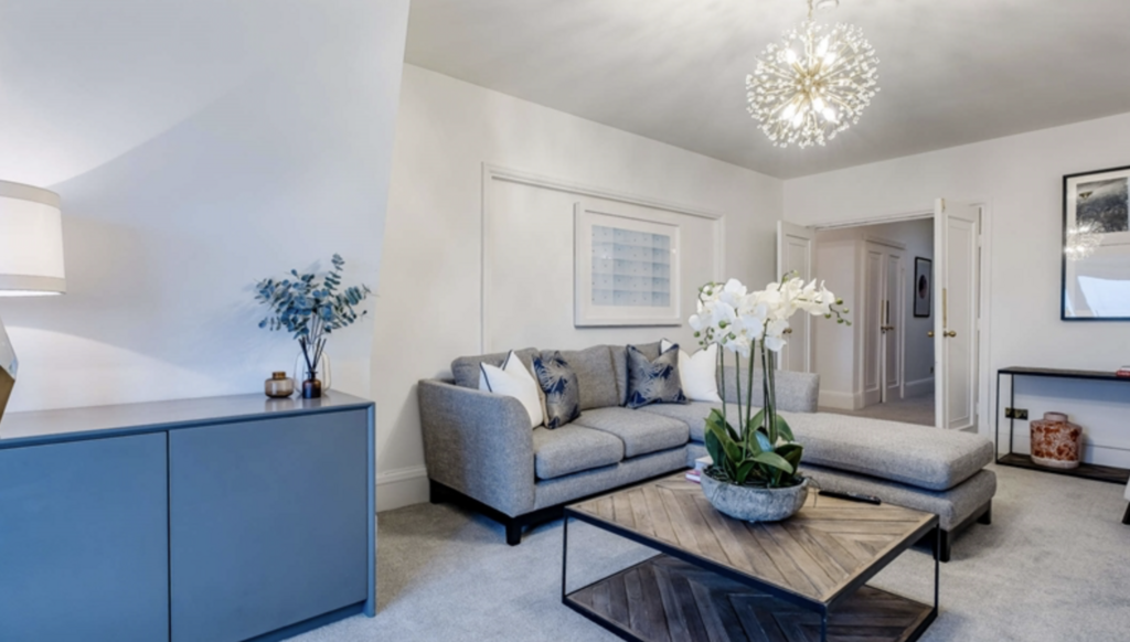 Apartment in London - View 2