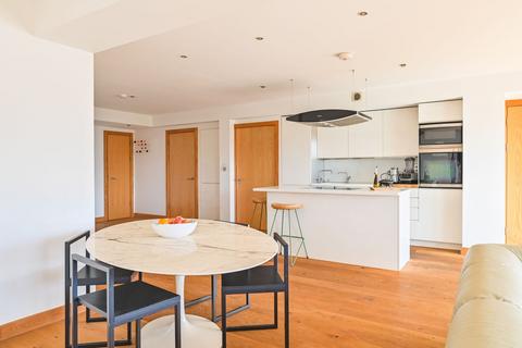 2 bedroom flat to rent, 58 Dace Road, London E3