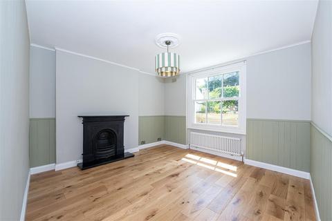 1 bedroom flat for sale, Stanlake Villas, Shepherds Bush, W12