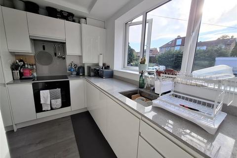 2 bedroom apartment to rent, Cotterells, HEMEL HEMPSTEAD