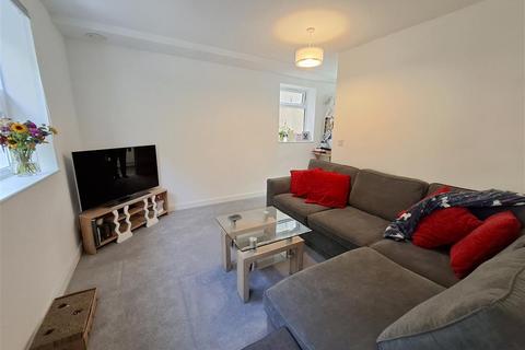 2 bedroom apartment to rent, Cotterells, HEMEL HEMPSTEAD