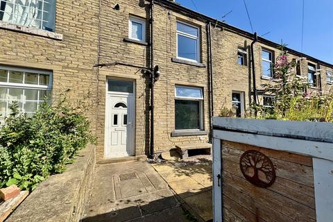 Terraced house - Victoria Street, Bradford BD13