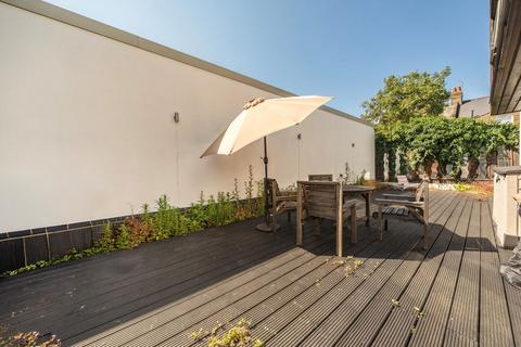 3 bedroom house for sale, Manuka Close, London W7
