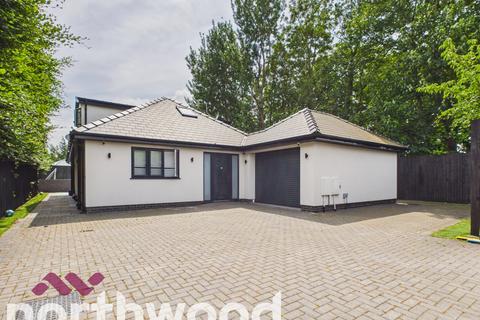 4 bedroom detached house for sale, Knob Hall Lane, Southport, PR9