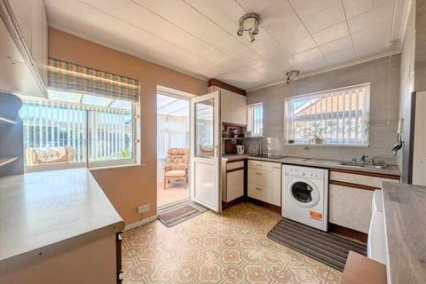2 bedroom bungalow for sale, Brightlingsea CO7