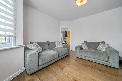 2 bedroom semi-detached house for sale, Magpie Hall Lane, Bromley