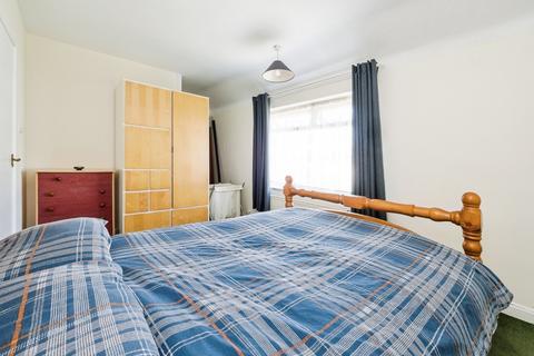 3 bedroom terraced house for sale, Rosedale Gardens, Dagenham, Essex, RM9
