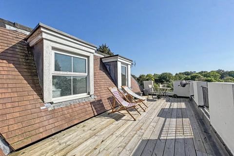 2 bedroom penthouse for sale, Kings Worthy
