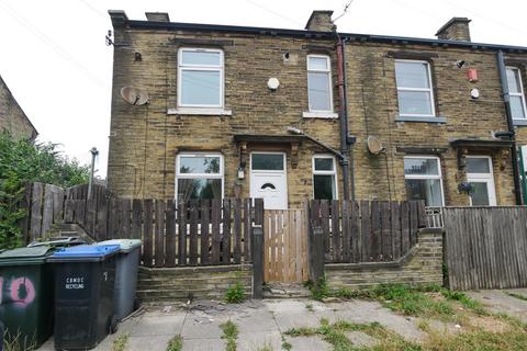 3 bedroom terraced house to rent, Hill Street, Wibsey, Bradford