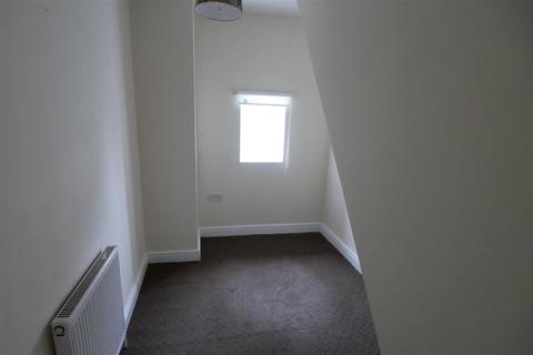 3 bedroom terraced house to rent, Hill Street, Wibsey, Bradford