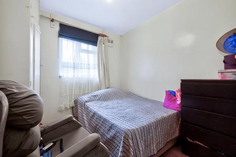 3 bedroom flat for sale, Coldharbour Lane, London