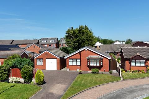 2 bedroom detached bungalow for sale, Toothill Close, Ashton-In-Makerfield, Wigan, WN4 8BJ