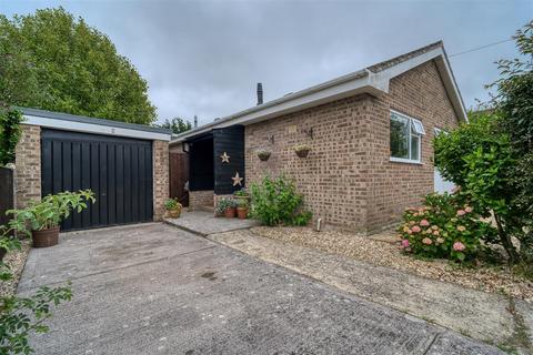 undefined, Robinson Heights, Stalbridge