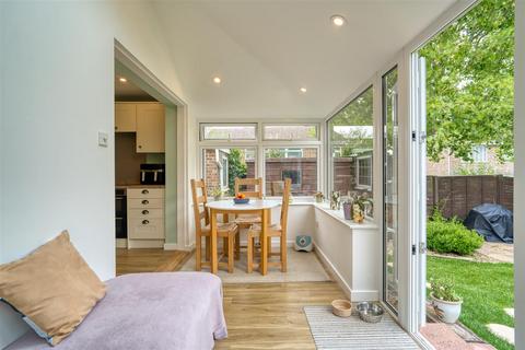 undefined, Robinson Heights, Stalbridge