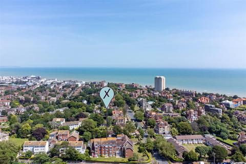 1 bedroom apartment for sale, St. Johns Road, Eastbourne BN20