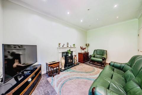 1 bedroom retirement property for sale, Mill Street, Abergavenny NP7