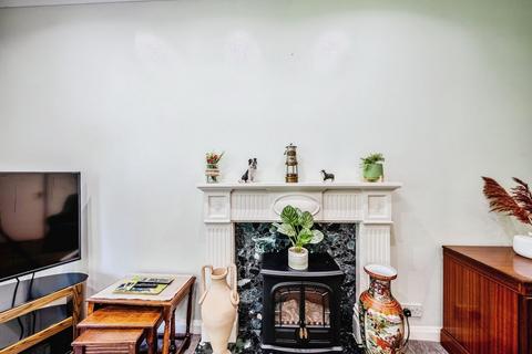1 bedroom retirement property for sale, Mill Street, Abergavenny NP7