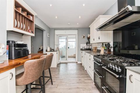 3 bedroom semi-detached house for sale, Rifford Road, Exeter