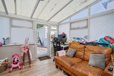 4 bedroom end of terrace house for sale, Horsea Road, Portsmouth
