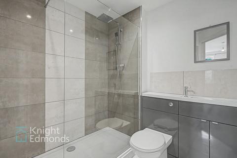 2 bedroom apartment to rent, Hughenden Reach, Tovil, ME15