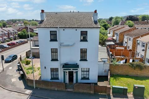 9 bedroom detached house for sale, Holyhead Road, Wellington, Telford, Shropshire, TF1 2DH