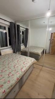 1 bedroom in a house share to rent, Wheatley Road, Isleworth TW7