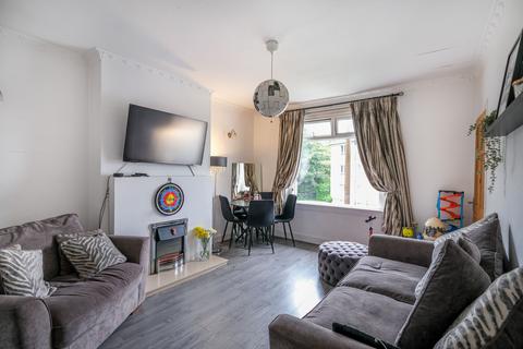 2 bedroom flat for sale, Jura Street, Glasgow G52