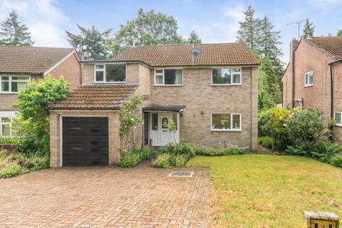 4 bedroom detached house for sale, Tree Tops Avenue, Camberley