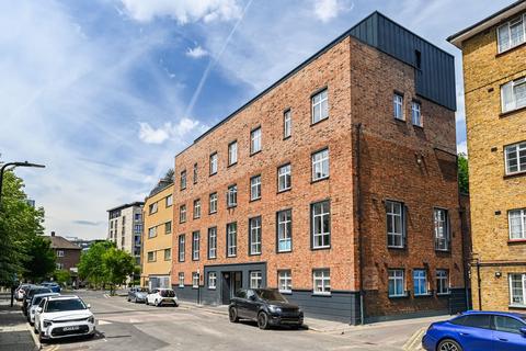 2 bedroom flat for sale, Fanshaw Street, London N1