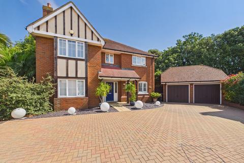 Foreland Heights, Broadstairs, CT10