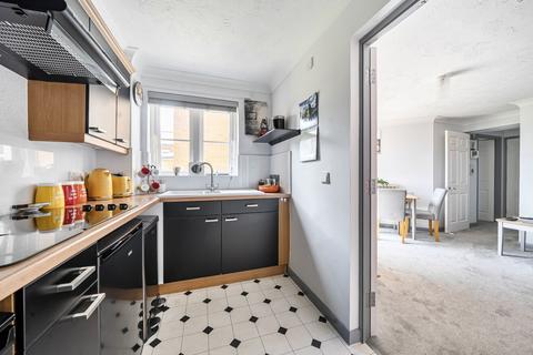 1 bedroom ground floor flat for sale, Stockbridge Road, Chichester, PO19