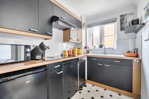 1 bedroom ground floor flat for sale, Stockbridge Road, Chichester, PO19