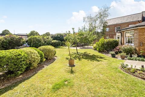 1 bedroom ground floor flat for sale, Stockbridge Road, Chichester, PO19