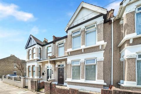 Clarissa Road, Romford