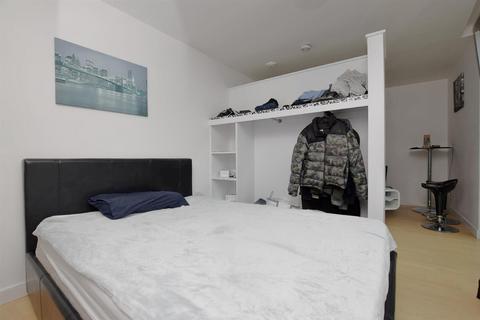 Studio for sale, Glass Wharf, Bristol, BS2