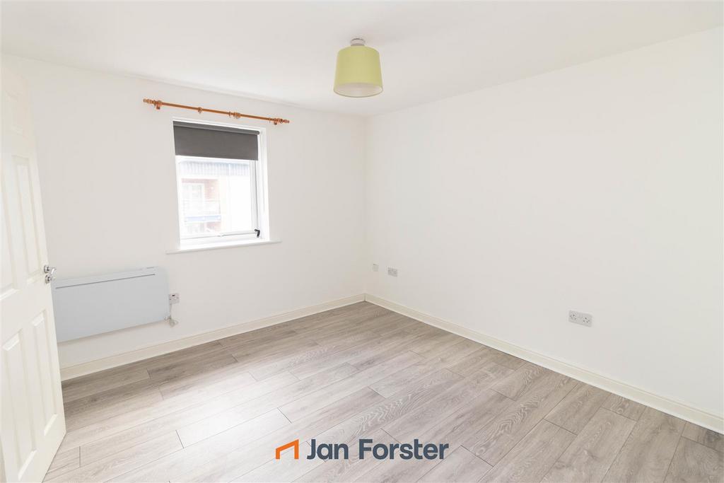 Apartment in Newcastle upon Tyne, Tyne and Wear - View 5