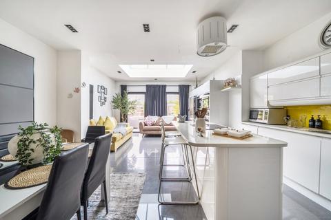 Havering Road, Romford RM1