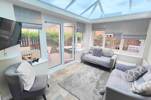 3 bedroom semi-detached house for sale, Sunderland Way, Lightcliffe HX3
