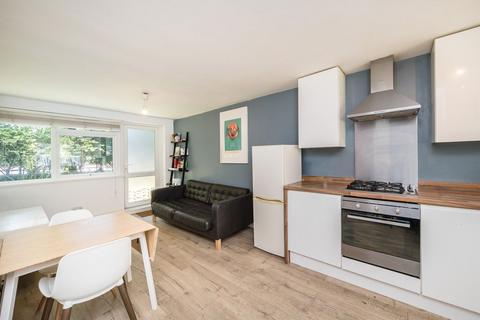 4 bedroom flat to rent, Gloucester Road, Kingston Upon Thames KT1