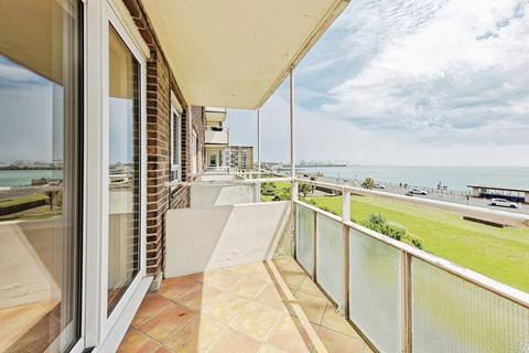 2 bedroom flat for sale, The Gateway, Dover, Kent, CT16