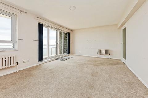 2 bedroom flat for sale, The Gateway, Dover, Kent, CT16