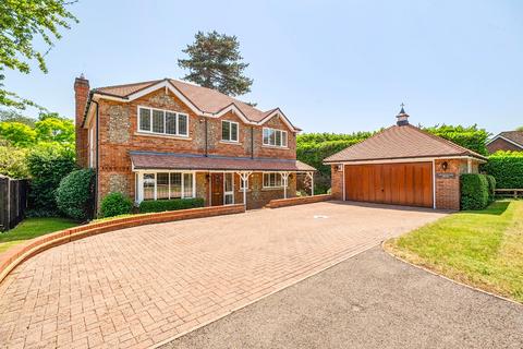 5 bedroom detached house for sale, Kimbers Drive, Burnham, Buckinghamshire, SL1