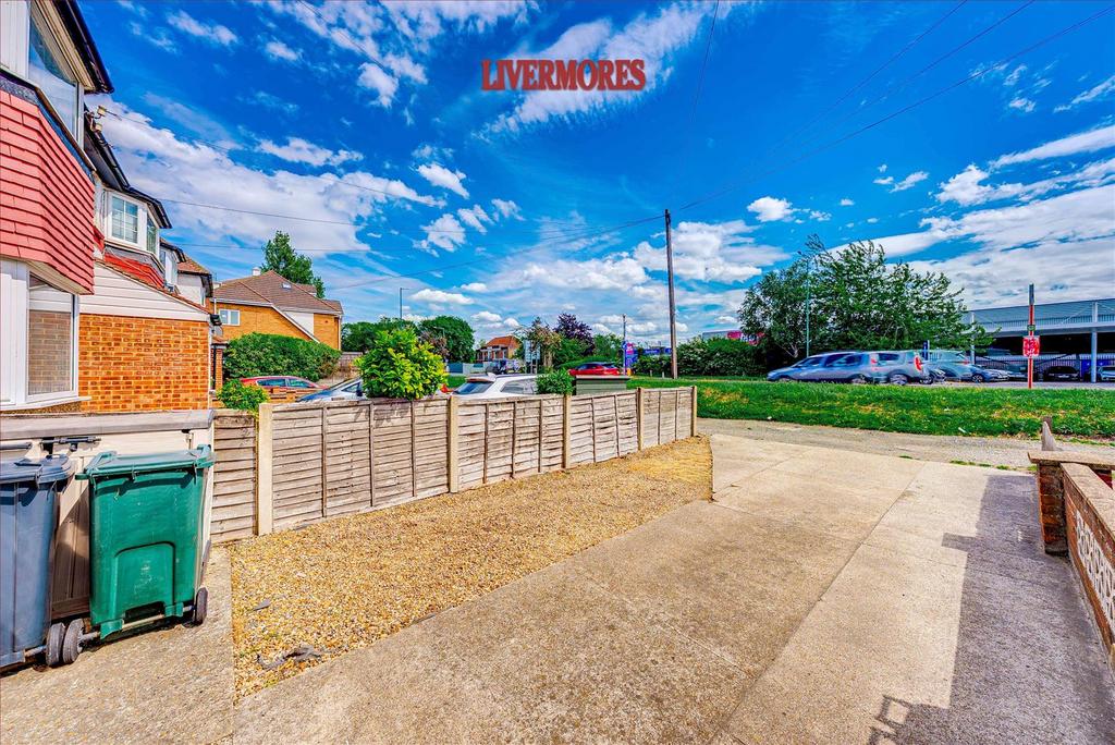 Driveway view, driveway