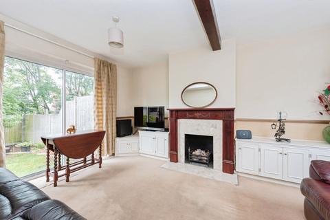 2 bedroom semi-detached house for sale, Garth Road, Morden, SM4