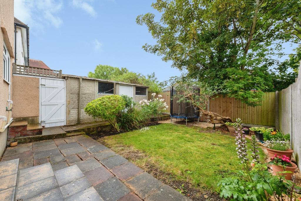 House in London, London Borough of Merton - More