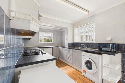 2 bedroom semi-detached bungalow for sale, England Road, Bilton, Hull, East Riding of Yorkshire, HU11 4HT