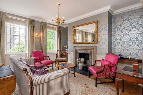 5 bedroom end of terrace house for sale, Great College Street, London SW1P
