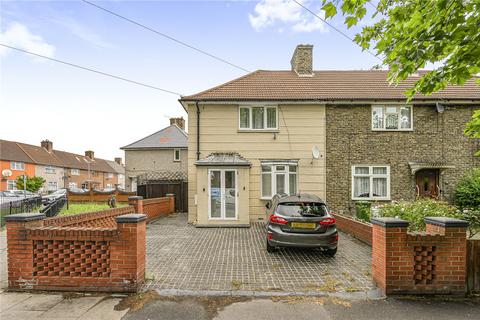 Wood Lane, Dagenham RM8