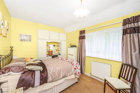 3 bedroom end of terrace house for sale, Wood Lane, Dagenham RM8
